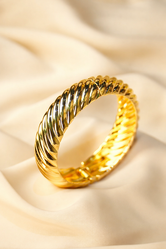 MOLTEN ROPE TWIST BAND