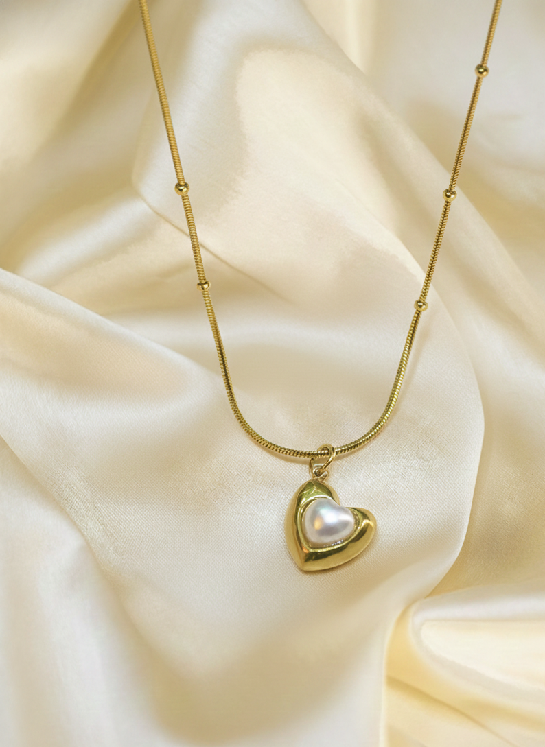 MOONBOUND HEART